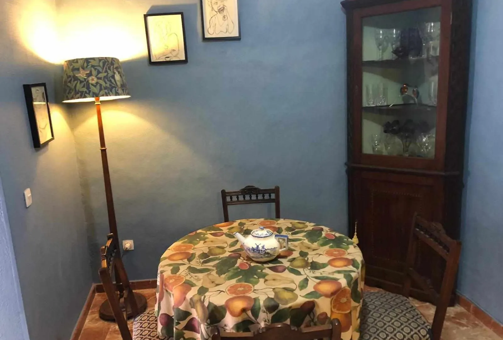 Apartment Andaluz Living - Traditional Andalusian House, Casa De Vecinos El Puerto de Santa Maria